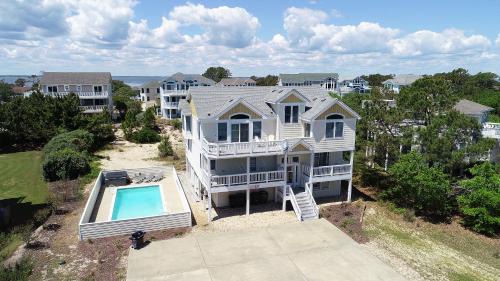 Corolla Light House | Oceanside, Dogs Welcome, Private Pool, WC1068, Dune the Wave