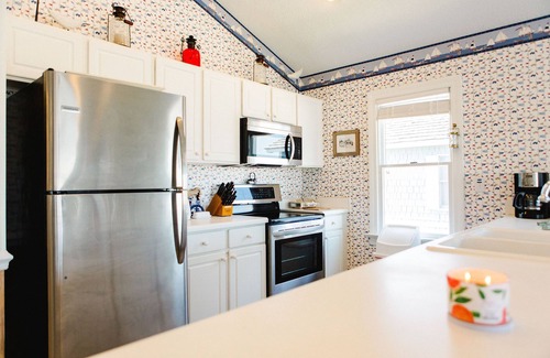 Nags Head House | ☀️Oceanside getaway - pool & hot tub. August & Sept available!☀️