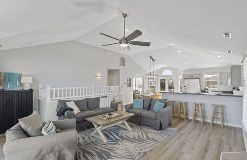 Carolina Dunes House | Oceanside Home in Duck with a Private Pool and Hot Tub!