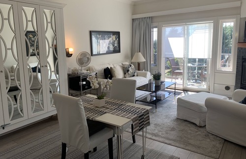 Sidney Condo | Oceanside Penthouse Studio in Sidney BC