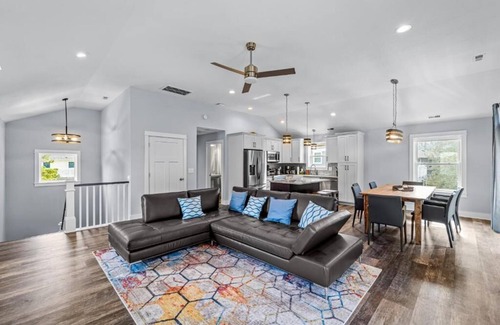Ocean Hill House | Oceanside, Private Pool, Hot Tub, Close to Lighthouse, Community Amenities, VOH23, The Strandhaus