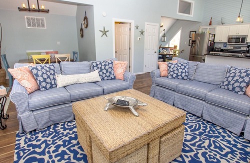 Tuckahoe House | Oceanside, Private Pool, Walking distance to town of Duck, Foosball, T3, Bella Vita