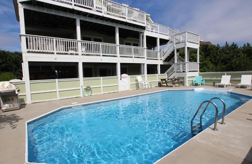 Pine Island House | Oceanside, Rec Room, Priv Pool, Hot Tub, Close to Beach Access, PI161, St Nicks