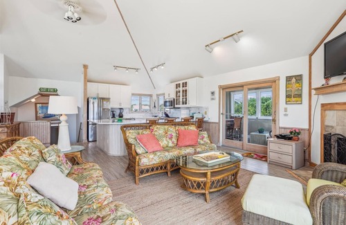 Ocean Hill House | Oceanside with a New Pool! Hot Tub and Arcade Machine.