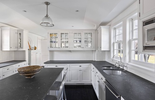 Village of Southampton House | Oceanstone by Rove Estate w Pool Beach Access