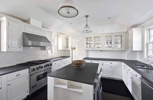 Village of Southampton House | Oceanstone by Rove Estate w Pool Beach Access