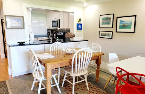 Crescent Beach Condo | Oceanview 2 Bedroom Flat Summerhouse Unit 431