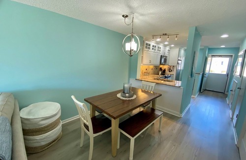 Crescent Beach Condo | Oceanview 2 Bedroom Town House