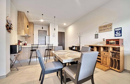 Los Cangrejos II y III Condo | OCEANVIEW 2 BR condo with AC, WiFi in enchanting Diamante area Cabo San Lucas!