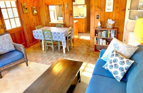 West Harwich Cottage | Oceanview 3BR cottage across from Pleasant Beach!