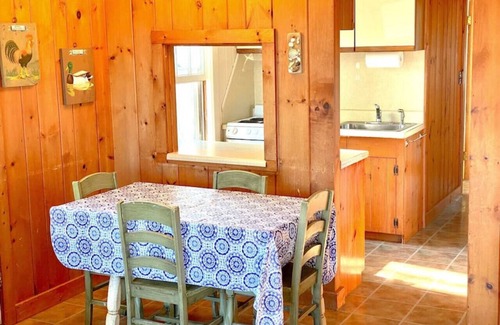West Harwich Cottage | Oceanview 3BR cottage across from Pleasant Beach!