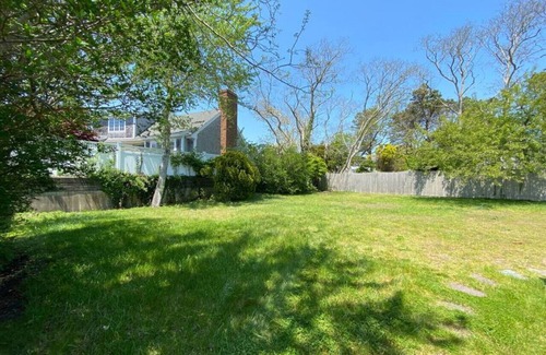 West Harwich Cottage | Oceanview 3BR cottage across from Pleasant Beach!