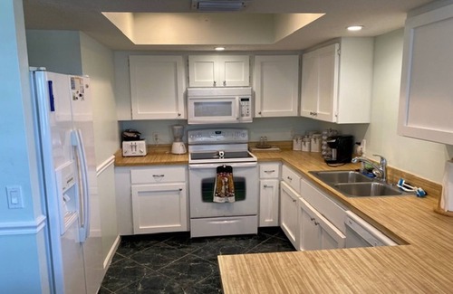 Fort Pierce Condo | Oceanview Condo 160 steps to the sand