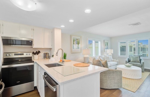 Isle of Palms House | OceanView Condo + Pool, Balcony & Beach Access | 304 D Port O Call by AvantStay