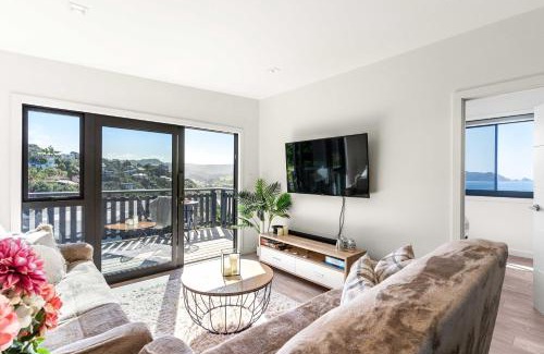 Tairua House | Oceanview Oasis - Guest House in Tairua