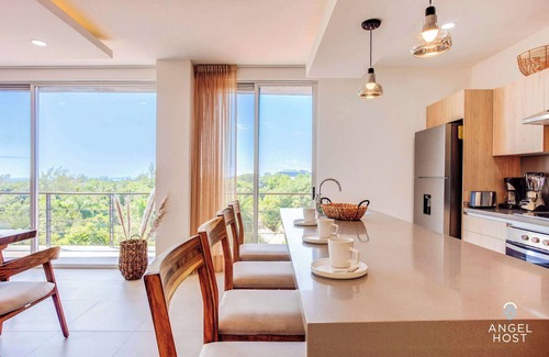 Villa Juarez Condo | Oceanview Penthouse | Private Pool | BBQ | Gym