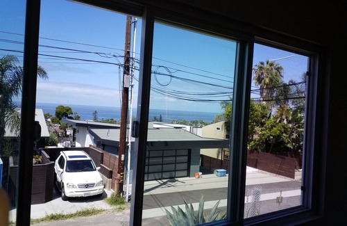 Cardiff-by-the-Sea Apartment | Oceanview retro beach sunny sea breezes 1 bd. apt. Cardiff No taxes