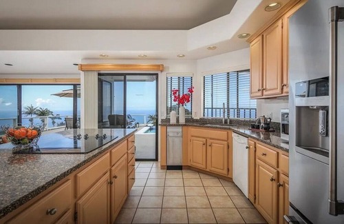 Holualoa House | Oceanview Suite and Cottage