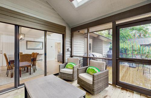 West Beach House | Oceanwoods 470