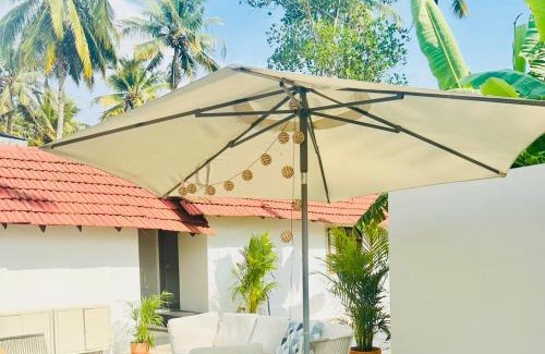 Varkala Bed & Breakfast | Oceany Pool Home