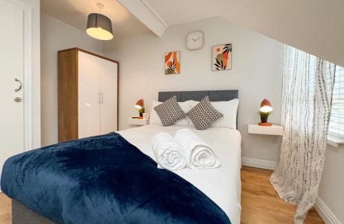 New Lodge Hotel | Ocho Homes By Eight Continents Duncairn Gardens