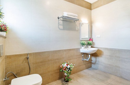 Lakshminarayana Pura Hotel | Octave Brookefield Suites