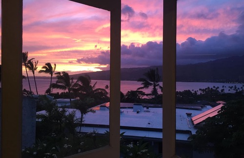Hawaii Kai House | October and November 2024nOceanview 3 bedroom/2 bathroom Homen10,000/month