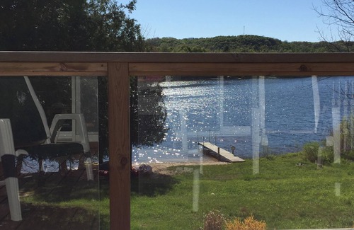 Central Lake House | October dates for fall colors open@Lake Home: Country Living w/Modern Comforts!