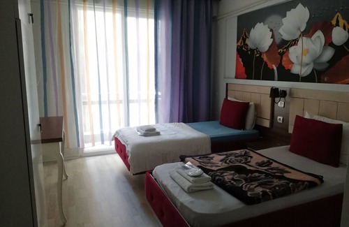 Kusadasi City Centre Bed & Breakfast | oda Kahvaltı Hizmet Veren Butik Otel