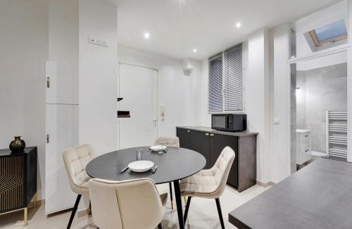 Quartier de la Goutte-d'Or Apartment | ODERNER - Cosy apartment