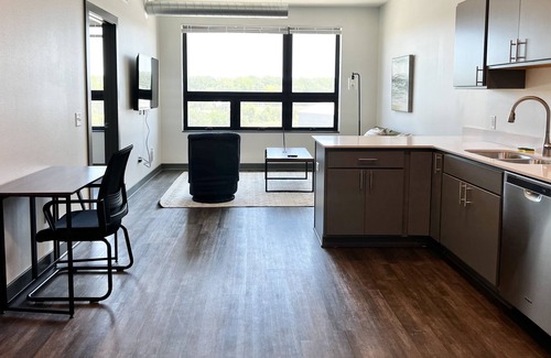 Des Moines Apartment | ✧Odyssey at Keystone | Incredible 1BD Apartment✧