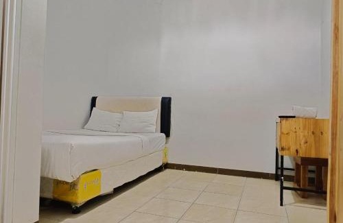 Jember House | oemah jawa guesthouse jember