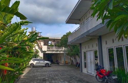 Jember House | oemah jawa guesthouse jember
