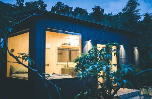 Inchbonnie House | Off-grid Wilderness Cabin
