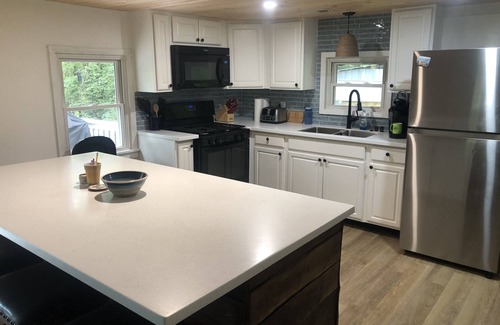 Salem Cottage | Off the Beaten Path: Cottage for families and fisherman.