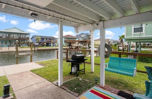 City-by-the Sea House | Off the Charts