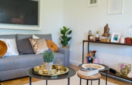 Freilassing Apartment | OG1 L City Wohnung 15min bis Salzburg