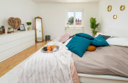 Freilassing Apartment | OG2 M City Wohnung 15min bis Salzburg