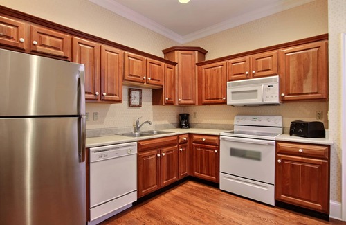 Historic District - North Apartment | Oglethorpe Lodge