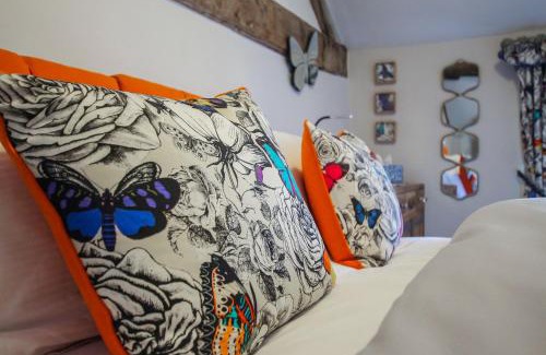 Whalley House | Oh So Snug