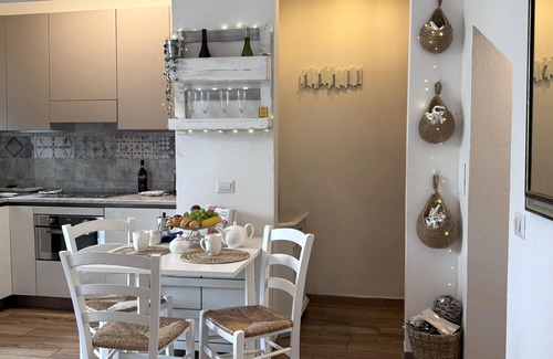 Isolotto Apartment | Ohana Florence Suite