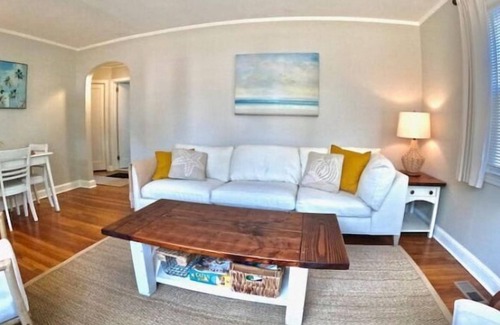 West Belmar House | Ohana House - West Belmar Charm