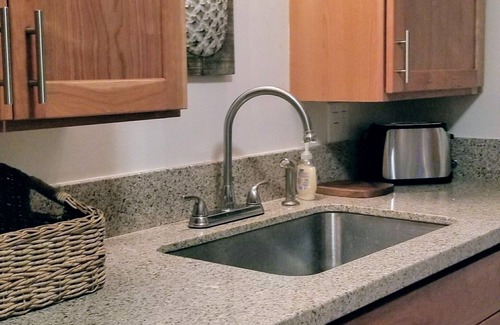 Kahaluu Bay Condo | OHANA means FAMILY! Stay at the beautiful Ohana Beach Retreat in Keauhou!