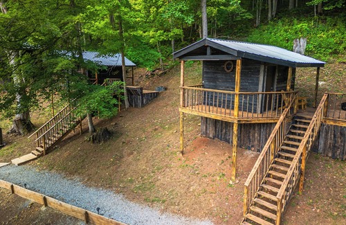 Lynx Cabin | Ohio Starlight Glamping Cabins