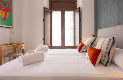 Encarnacion-Regina Apartment | Ohliving Zurbarán