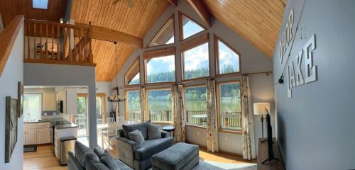 Eatonville House | Ohop Lake Escape