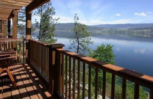 Central Okanagan Cottage | Okanagan Living at It's Finest