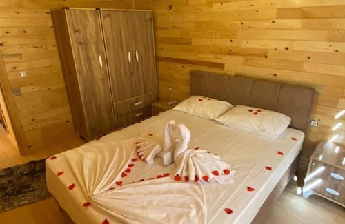 Bayraklı Cabin | Okeanos Beach Bungalow