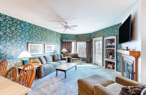 Ludlow Apartment | Okemo Condo