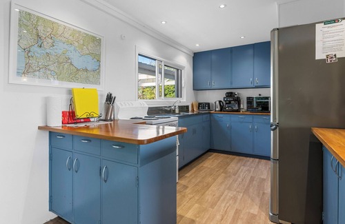 Okere Falls House | Okere Jetty Escape - Rotoiti Holiday Home